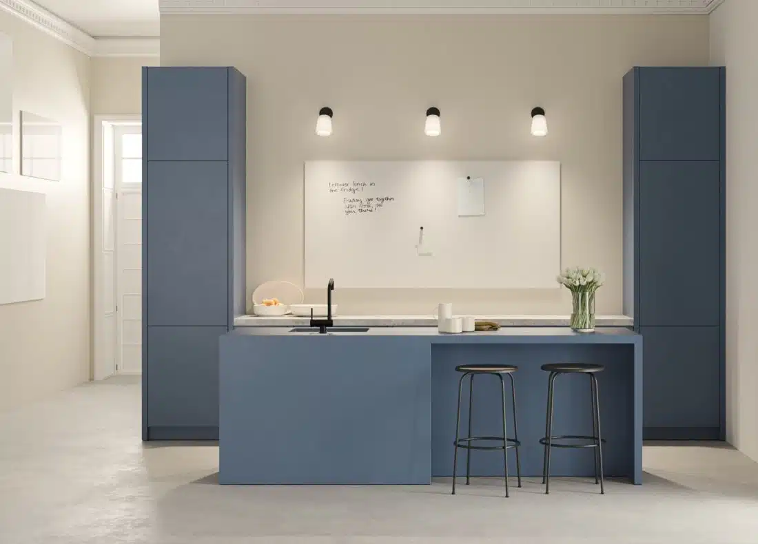 Chat Board Elements white gloss board 2265 x 1200mm mounted in a kitchen